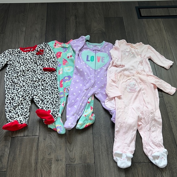 Carter’s/Little me bundle of long sleeve fleece like pajamas - Picture 1 of 15